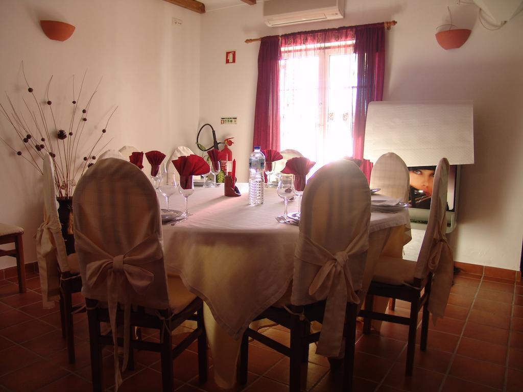 A Deolinda Guest House Santiago do Cacem Ngoại thất bức ảnh