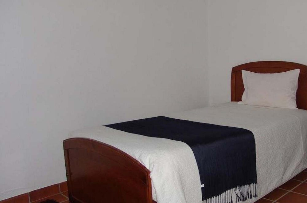 A Deolinda Guest House Santiago do Cacem Ngoại thất bức ảnh