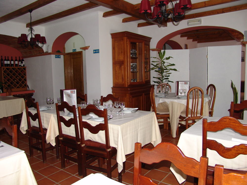 A Deolinda Guest House Santiago do Cacem Ngoại thất bức ảnh